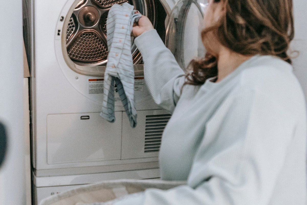 Clothes dryer in a Anchorage, AK laundry room