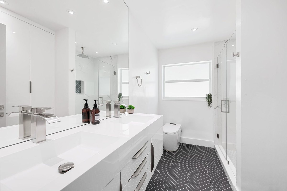 Finished bathroom remodel in Anchorage, AK