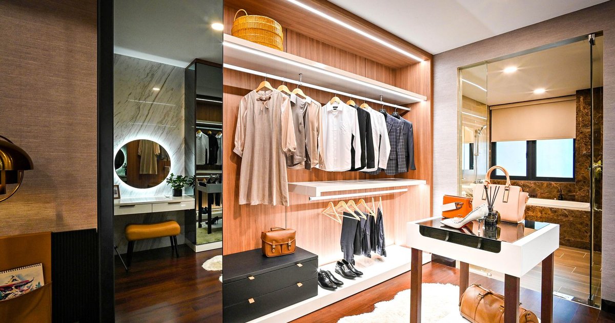 Custom Closets demo