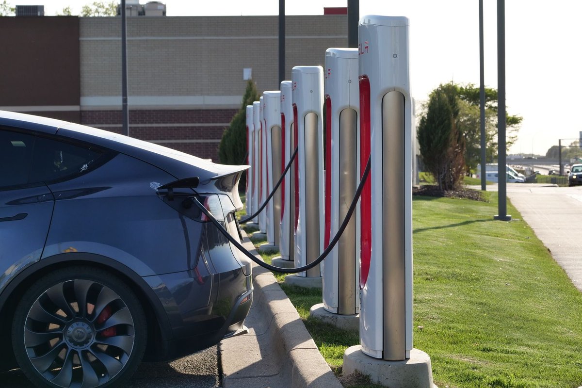Commercial EV Charging Stations in Anchorage, AK