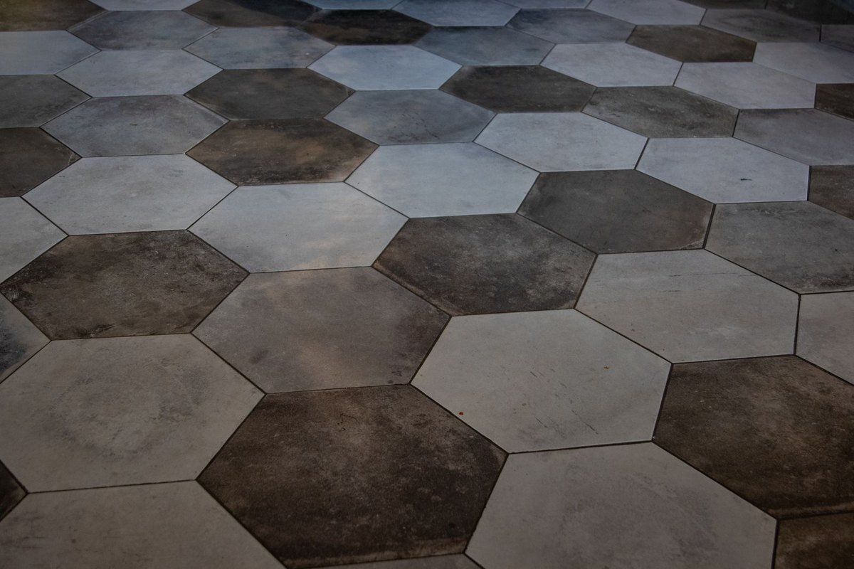 Finished tile floor in a Anchorage home