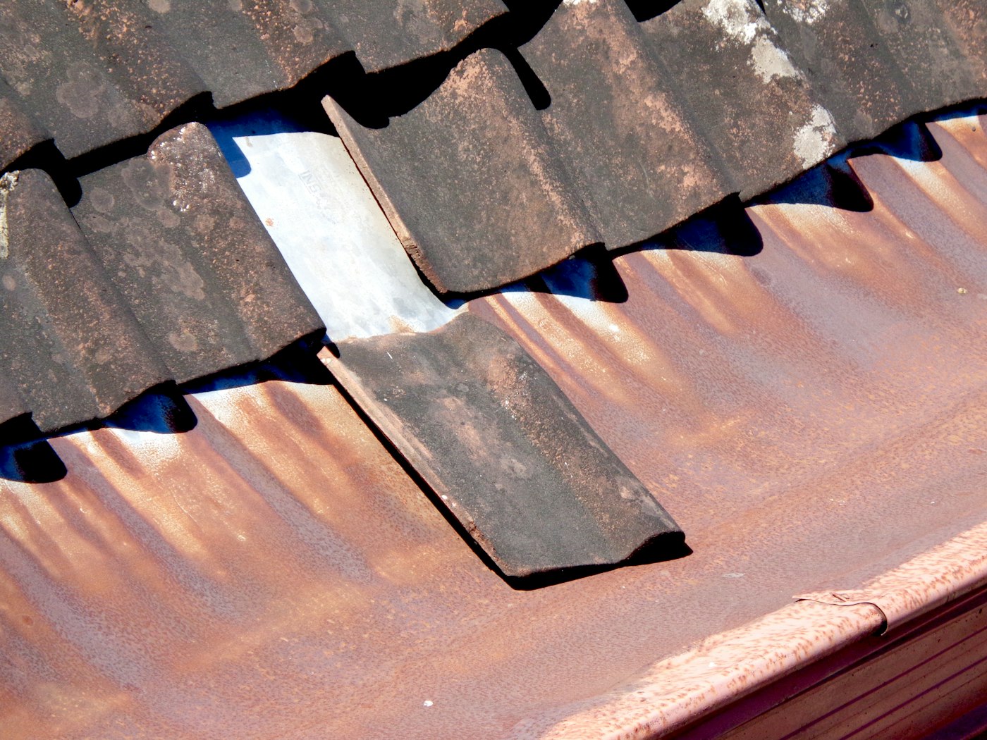 Gutter repair on a Anchorage, AK home