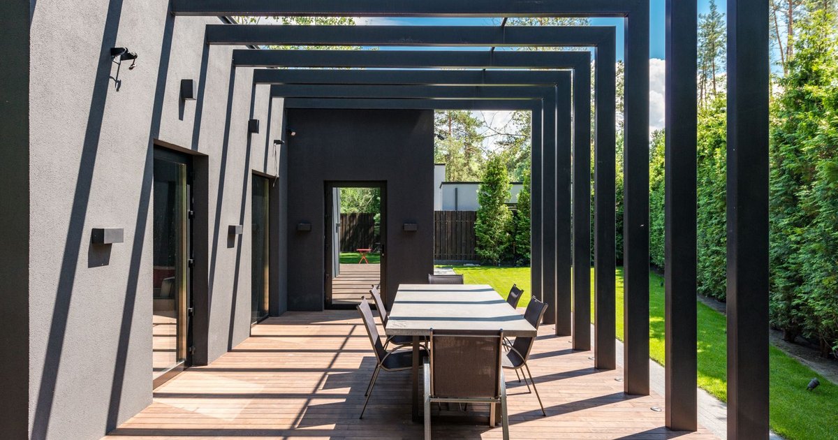 Pergola Installation demo