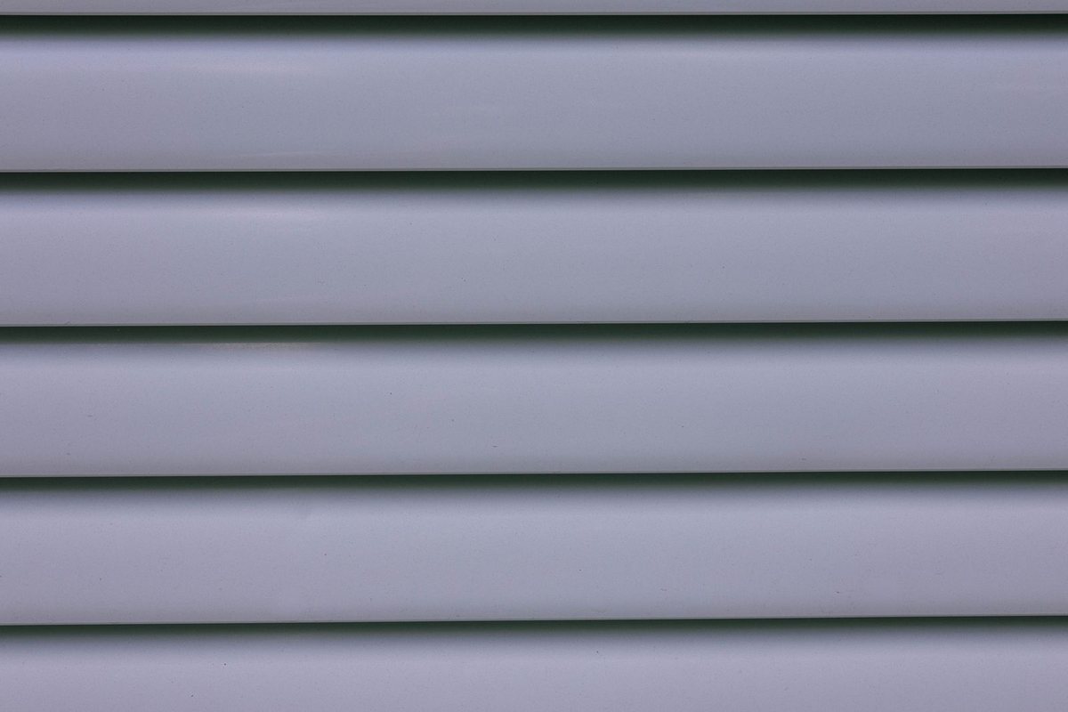 Vinyl siding panels on a home in Anchorage, AK