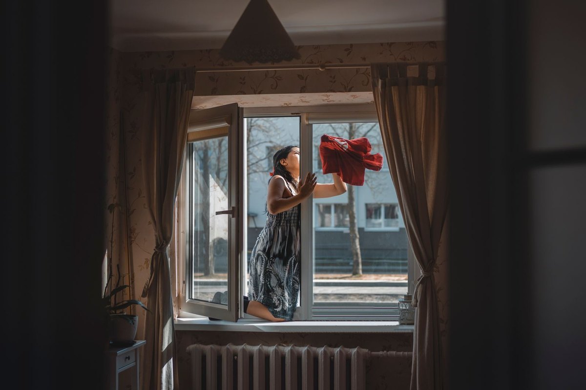 Clean residential windows in Anchorage, AK