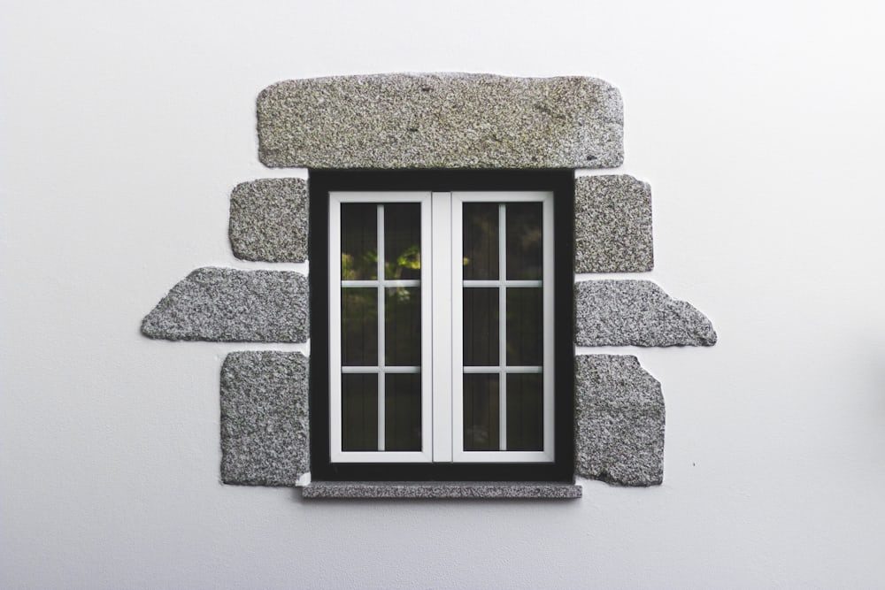Energy-efficient double-pane windows in Anchorage